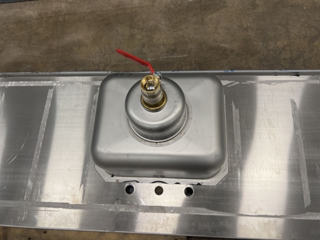 1528686-4 Stainless steel sink with 370 cm bowl