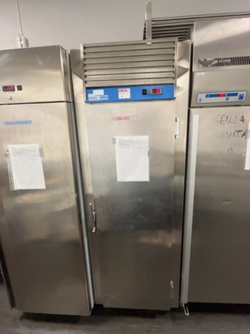 1421900-1 Frys