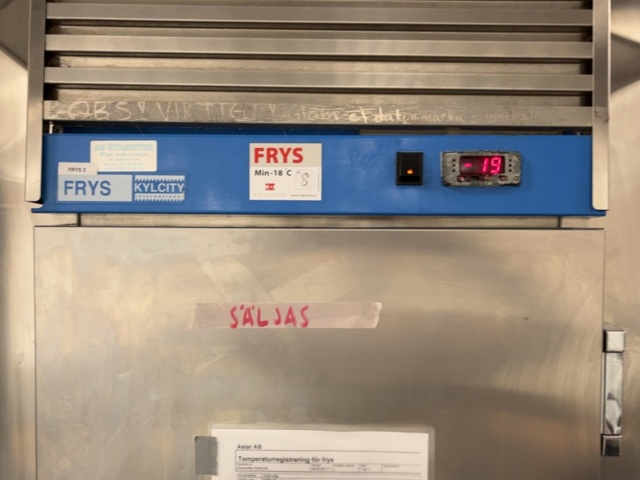 1421900-3 Frys