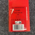 1540325-2 Laddare Milwaukee C12C