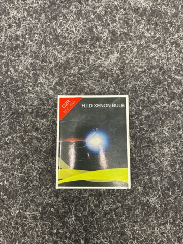 1540331-11 2 st Baklyktor LED, & 6 st Xenonlampor, Award