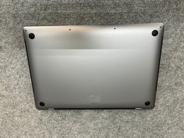1511295-5 Apple MacBook Pro 15" (2019) – i7 / 16 GB RAM / 512 GB SSD