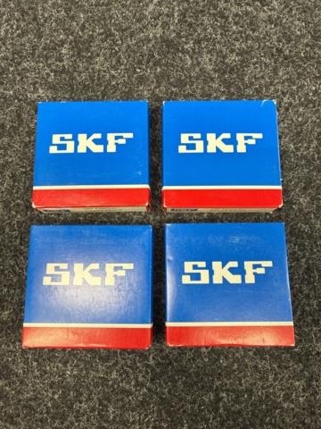 1540334-1 4 pcs Roller bearings SKF 22211 EK/C3 55*100*25mm