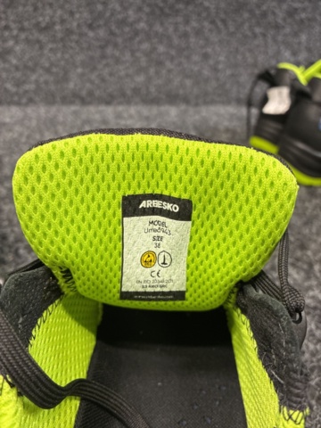 1540337-4 3 pcs Safety shoes Arbesko 943, Size 38