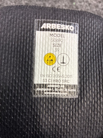 1540338-9 4 pcs Safety shoes/boots Arbesko & Sievi, Size 39 & 40