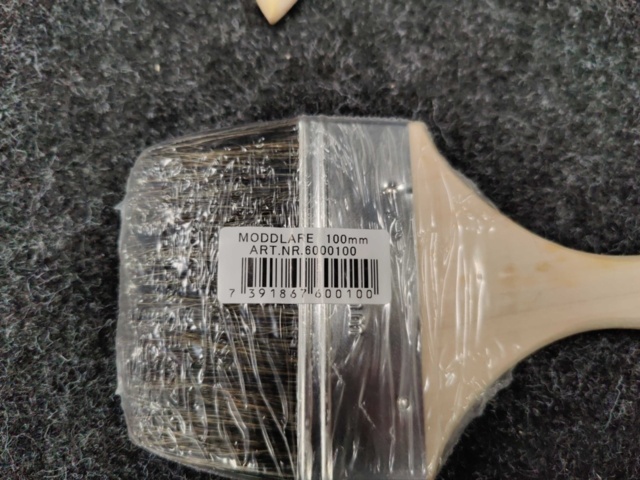1540312-5 Penslar, slippapper, rollerbyglar m.m.