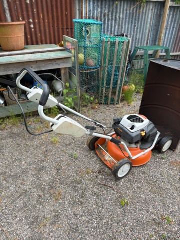 1516332-1 Gräsklippare - Stihl RM 2.0 RT