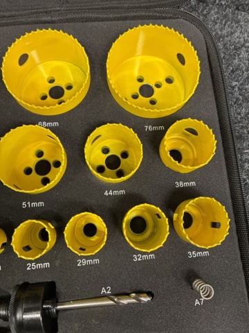 1540468-11 Starrett Fast Cut 16-piece hole saw set