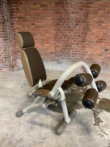 1524732-1 Gym machine leg curl/extension - Technogym Easyline