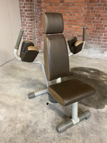 1524735-1 Gymmaskin bröstpress - Technogym Easyline
