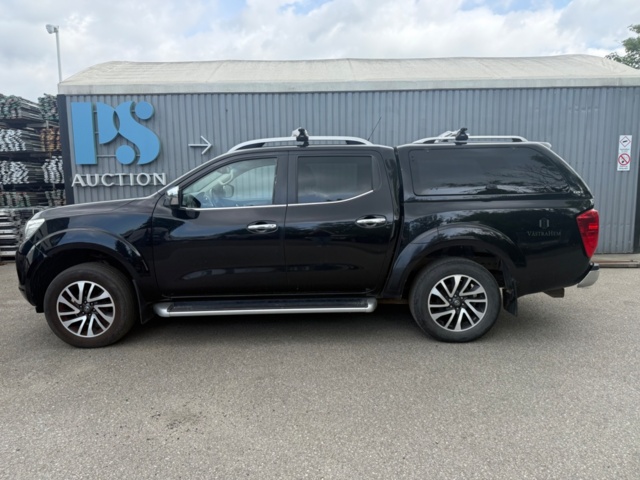 918951-7 Nissan Navara Dubbelhytt 2.3 dCi 4WD Manuell, 163hk, -2016