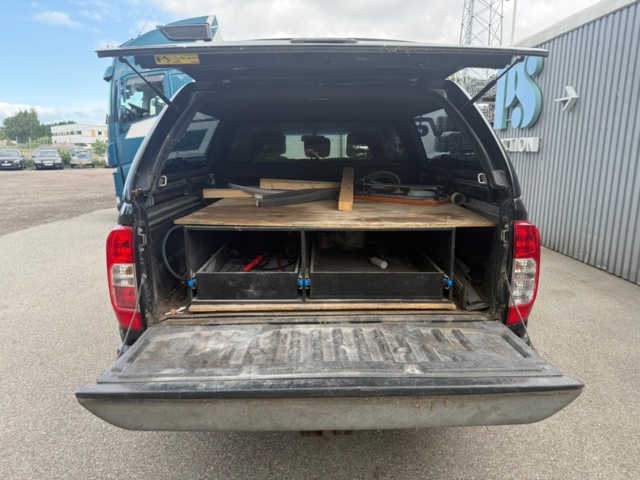 918951-8 Nissan Navara Dubbelhytt 2.3 dCi 4WD Manuell, 163hk, -2016