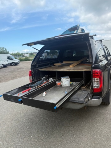 918951-10 Nissan Navara Dubbelhytt 2.3 dCi 4WD Manuell, 163hk, -2016