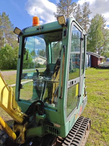 1484365-11 Grävmaskin Yanmar B18EX Ink släp