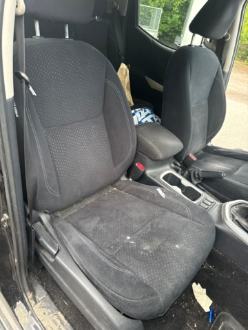 918951-22 Nissan Navara Dubbelhytt 2.3 dCi 4WD Manuell, 163hk, -2016