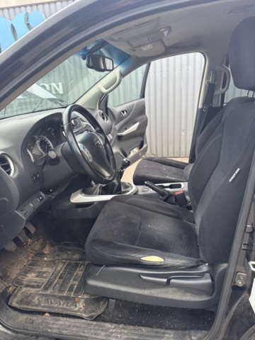 918951-24 Nissan Navara Dubbelhytt 2.3 dCi 4WD Manuell, 163hk, -2016