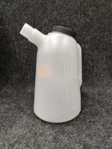 1540166-3 Pressure sprayer, washing brush kit, oil can & sealant