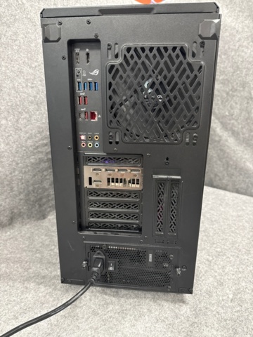 1529404-3 Stationär speldator - Fractal Design Meshify C