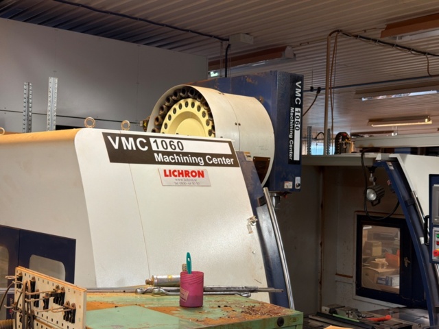 1540839-7 Fleroperationsmaskin Quick-Tech VMC-1060