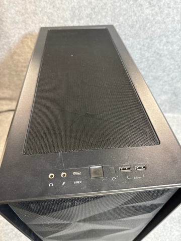 1529404-7 Stationär speldator - Fractal Design Meshify C
