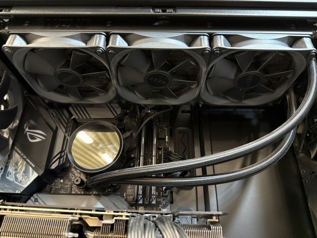 1529404-9 Stationär speldator - Fractal Design Meshify C