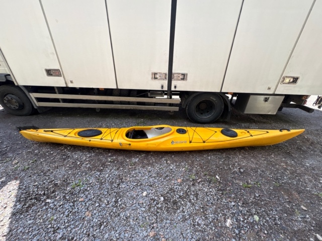 1535886-2 Kayak – Like Kayaks Expedition 17.2