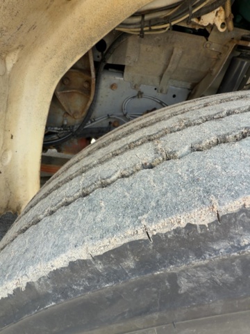 1529761-22 Flatbed truck - Scania T143 HL 6X2 46 -1990