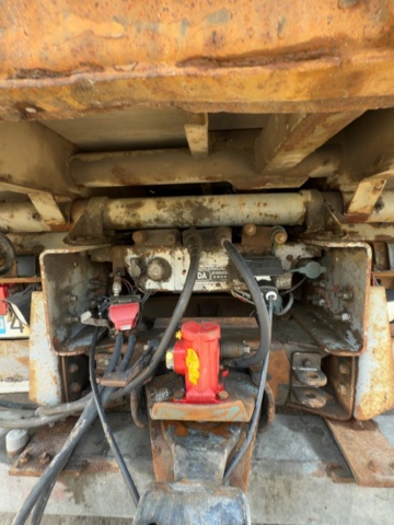 1529761-30 Flatbed truck - Scania T143 HL 6X2 46 -1990