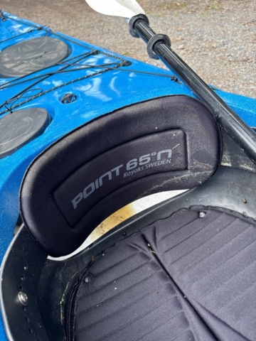 1535891-7 Kayak with paddle - Point 65°N Crunch