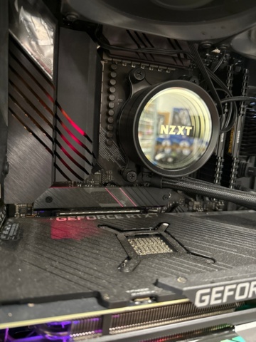 1529407-11 Stationär speldator - Fractal Design Meshify