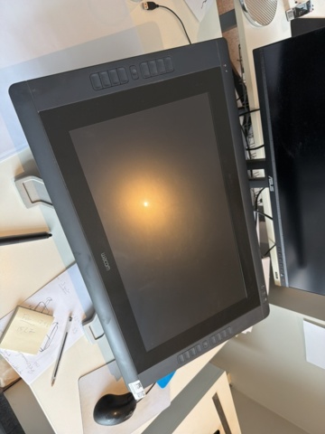 1533205-4 Drawing tablet and scanner - Wacom, Plustek