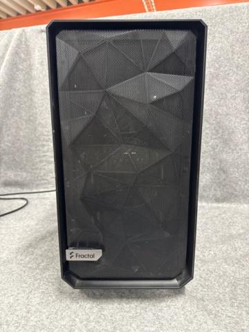 1529408-4 Stationär speldator - Fractal Design Meshify C
