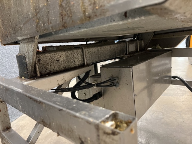 1540826-7 Frying table Fribergs FB40/5 with tilting function