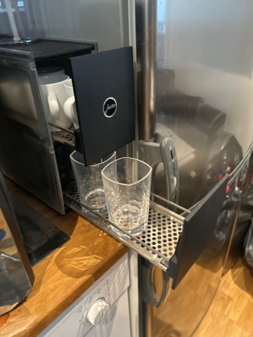 1521903-12 Kaffemaskin med tillbehör - Jura Impressa Z9