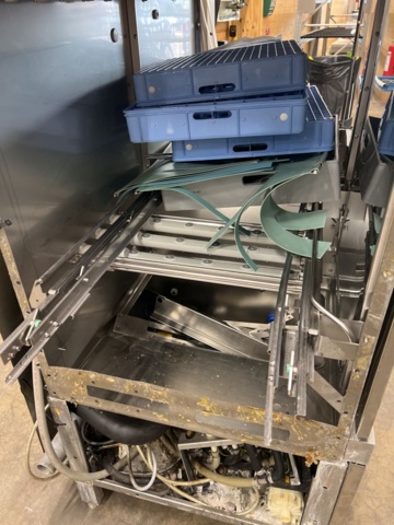 1540814-8 Tunnel dishwasher Winterhalter