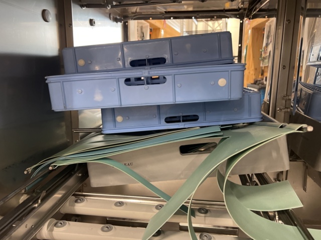 1540814-14 Tunnel dishwasher Winterhalter