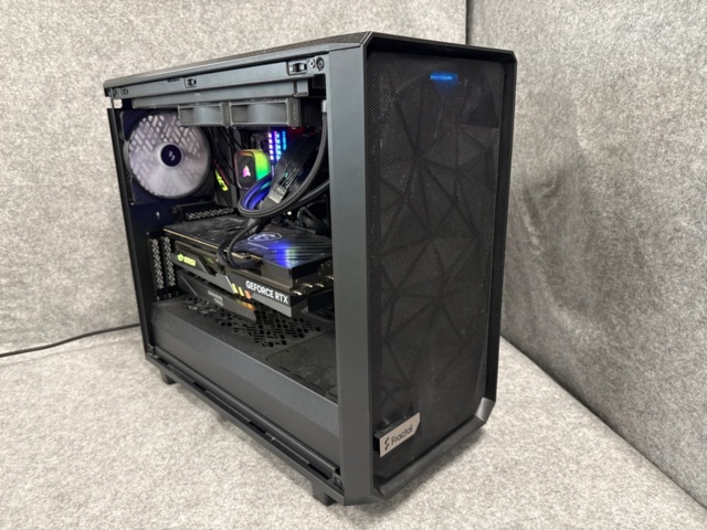 1529411-1 Stationär speldator - Fractal Design Meshify 2 Compact