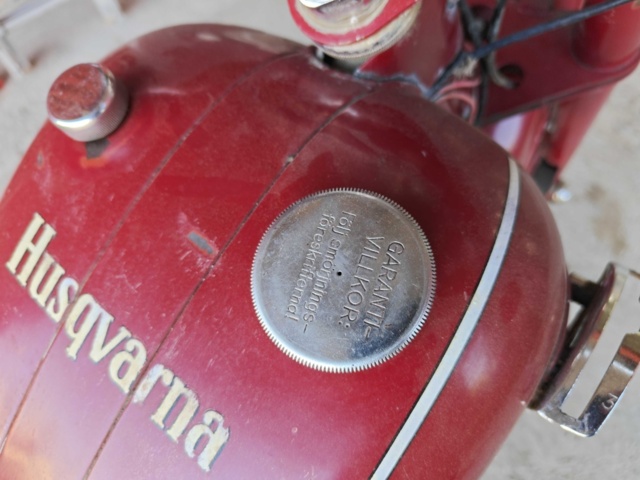 1485370-16 Veteranmotorcykel Husqvarna Modell 30 "Rödmyra" -1953