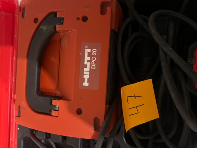 1284930-2 Diamantslipmaskin med tillbehör - Hilti DG 150 + DPC 20