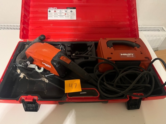 1284930-1 Diamantslipmaskin med tillbehör - Hilti DG 150 + DPC 20