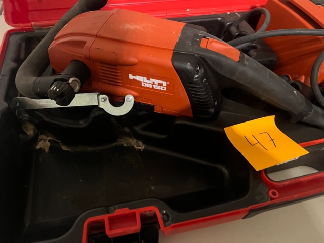 1284930-3 Diamantslipmaskin med tillbehör - Hilti DG 150 + DPC 20