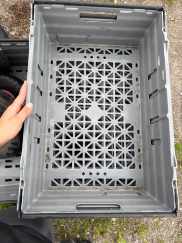 1405942-2 Parti plastbackar – 169 st