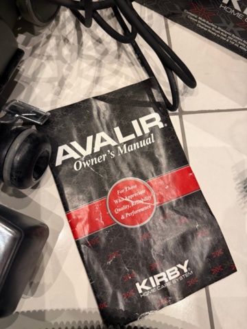 1405944-10 Kirby Avalir vacuum cleaner with carpet cleaning system and accessories