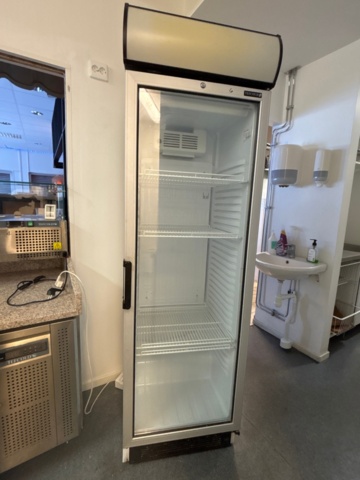 1535503-1 Kylskåp med glasdörr - Tefcold FSC 1380