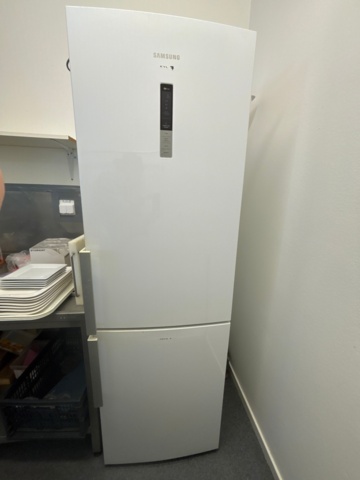 1535504-1 Kyl/frys kombinerad - Samsung RL56GHGSW