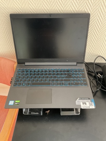 1473448-1 Laptop - Lenovo