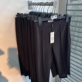 1447169-2 Parti med Dam / Herrkläder från klädbutik