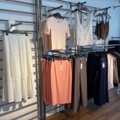 1447169-9 Parti med Dam / Herrkläder från klädbutik