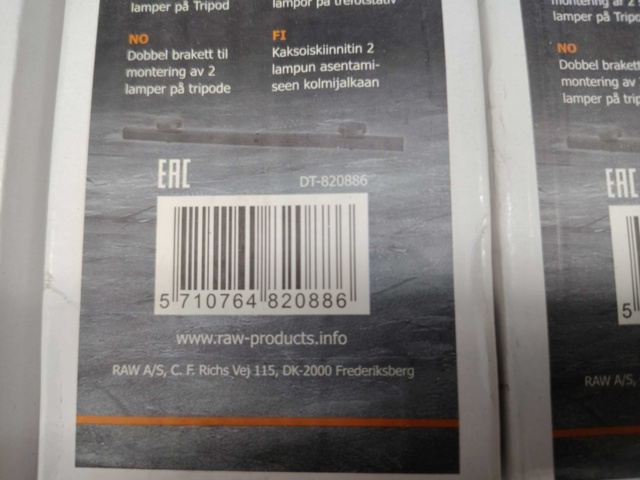 1540966-2 Dubbelbeslag för arbetslampor, - 8 st, RAW, för två lampor, stativmontering