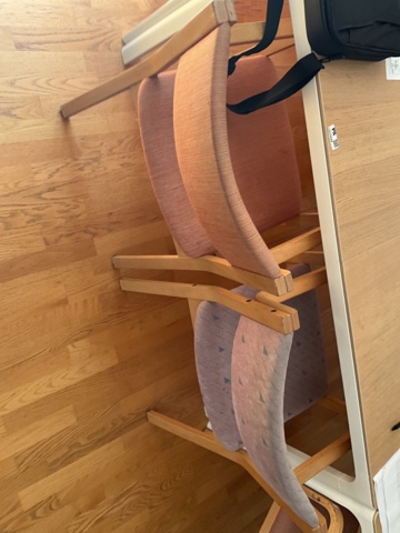 1473444-6 Konferensbord och stolar